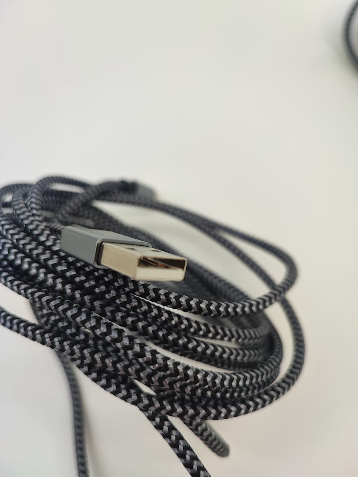 IDISON iPhone Ladekabel-Set (2m & 3m)